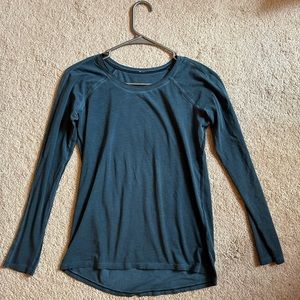 Women’s Lululemon Midnight Blue Long Sleeve
